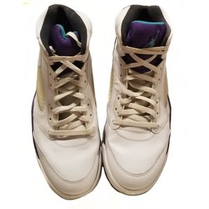 Air Jordan 5 Retro grape sneakers